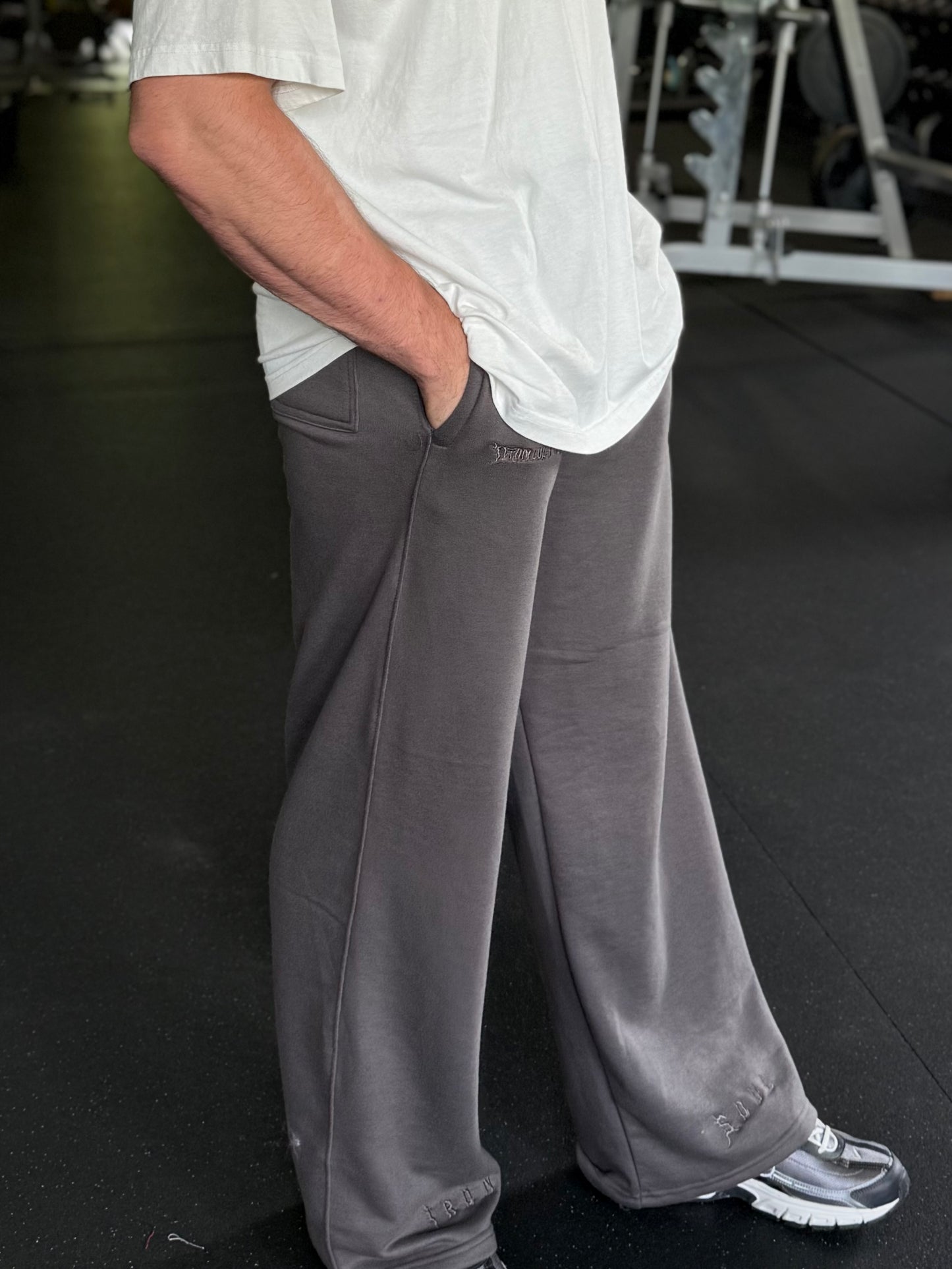 GREY IRON SOUL SWEATS